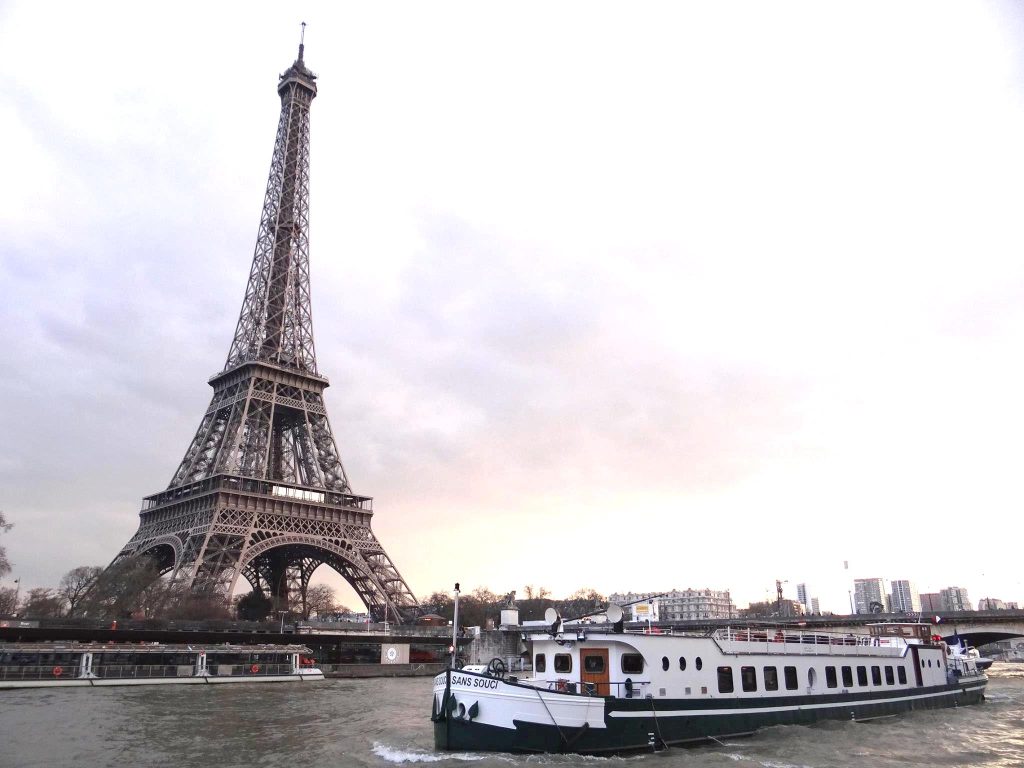 Croisière sur la Seine Péniche la Sans Souci